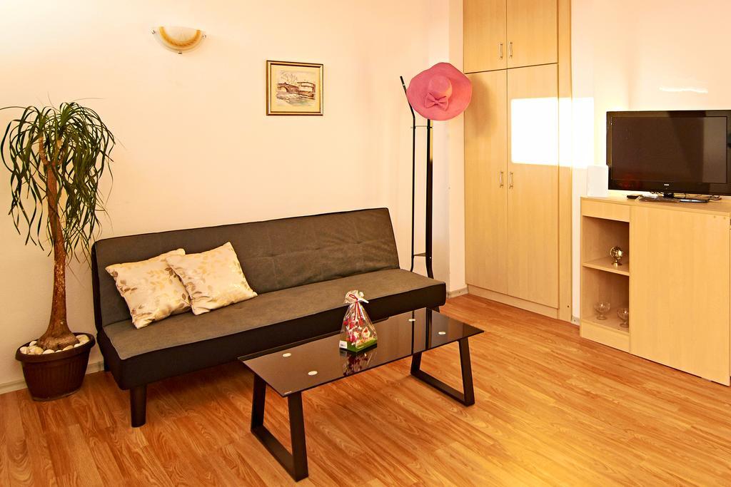 Batak Studio Burgas City Pokoj fotografie